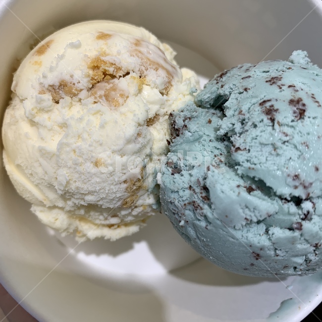 icecream,시원한,아이스크림,민트맛,치즈맛