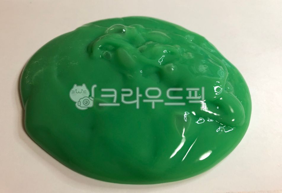 슬라임,초록액괴,초록색,초록물감,slime,놀잇감,물감,촉감놀이,천연슬라임,초록,수제슬라임,액체괴물,무독성놀잇감,장난감,블링슬라임,블링블링,펄슬라임,펄