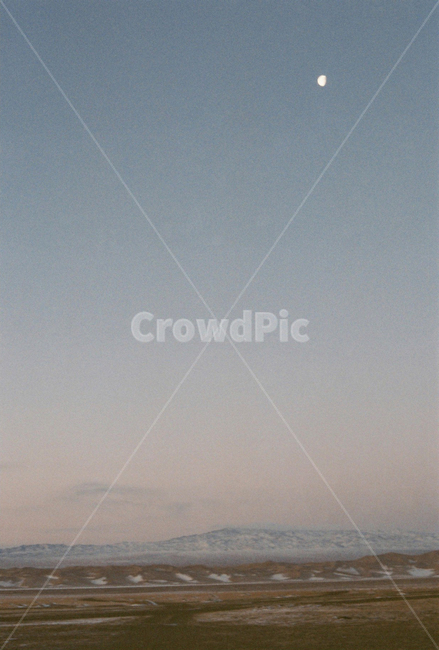 달,moon,몽골,자연,고비사막,사막,mountain,산,눈,snow,야경,밤,풍경,nightscape,night,landscape
