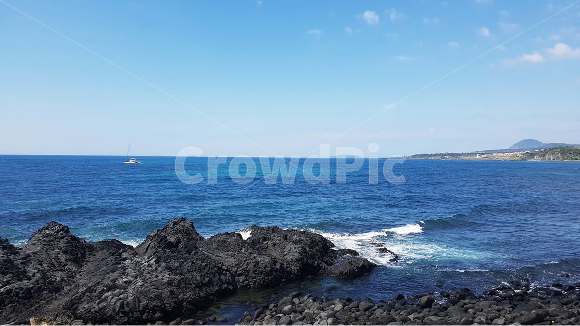 바다,하늘,해수욕장,구름,자연,풍경,제주도,평화,쉼,에메랄드,푸른,파란,자연,풍경,nature,landscape,한국자연풍경,한국자연경관,korea nature landscape,제주도,jeju,jeju island,promontory,곶,outdoors,옥외,ocean,대양,water,물,sea