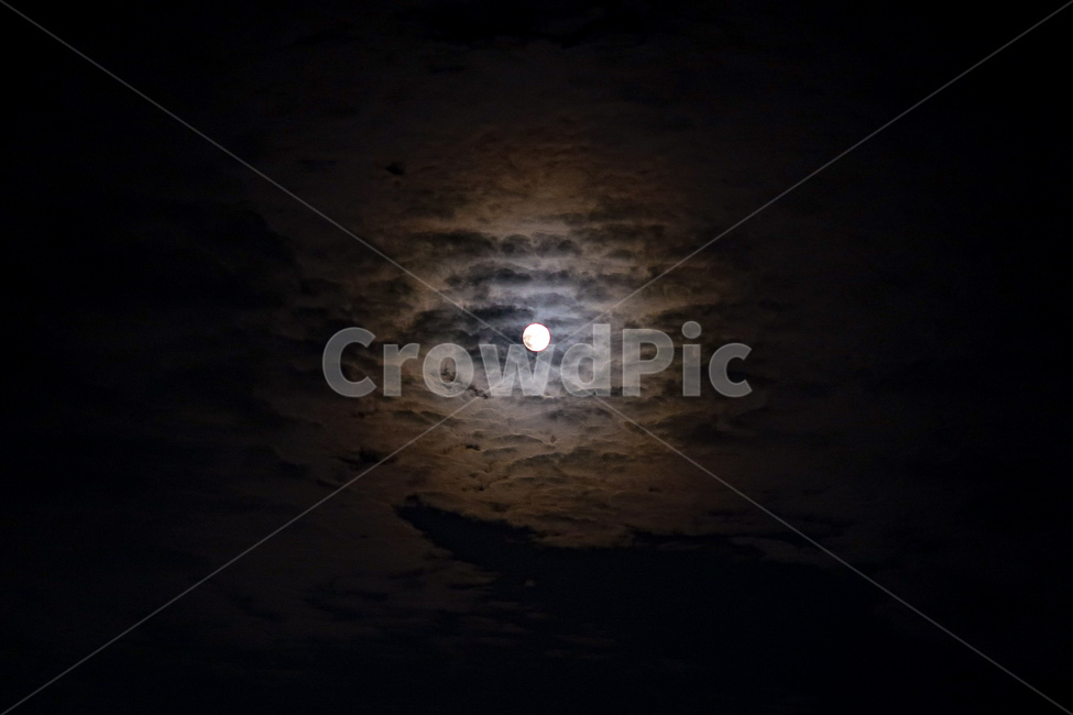 밤하늘,달,보름달,야경,구름,자연,옥외,night,moon,fullmoon,cloud,nature,outdoors