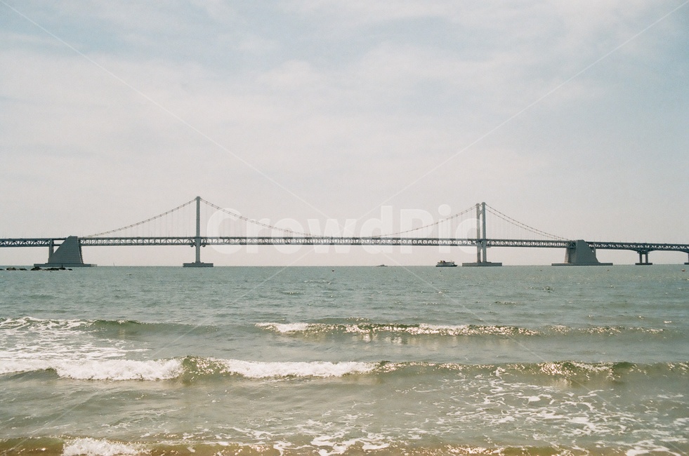 바다,광안리,부산,광안대교,여름,자연,풍경,nature,landscape,한국자연풍경,한국자연경관,korea nature landscape,해변,바다,beach,sea,water,물,ocean,대양,outdoors,옥외