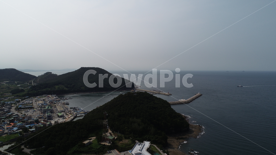 항공촬영,항공,산,바다,자연,자연,풍경,nature,landscape,land,땅,outdoors,옥외,water,물,sea,ocean,대양,shoreline,해안선,coast,연안