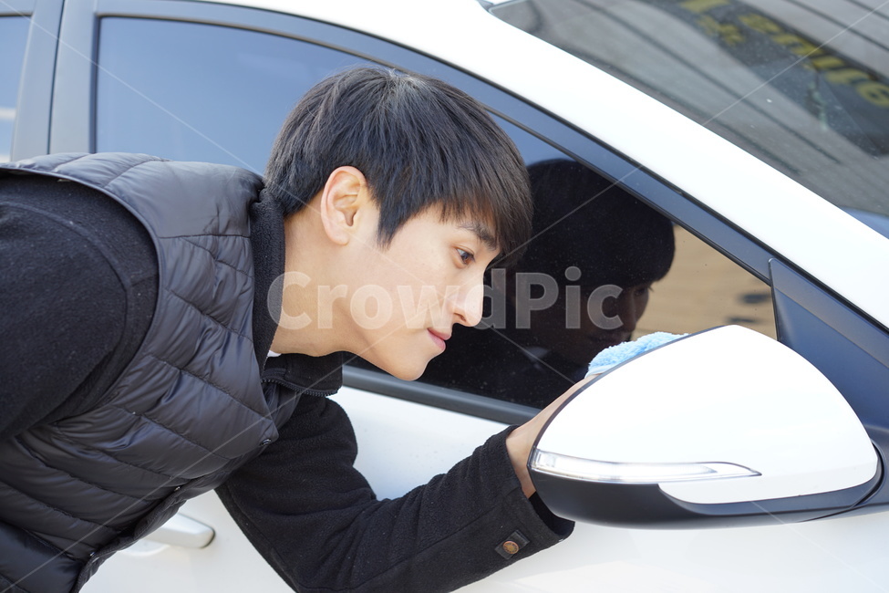 자동차,차량,수리,세차,자동차정비,자동차관리,남자,사람,인물,인간,human,person,남성,남자,man,male,교통,교통수단,traffic,transportation