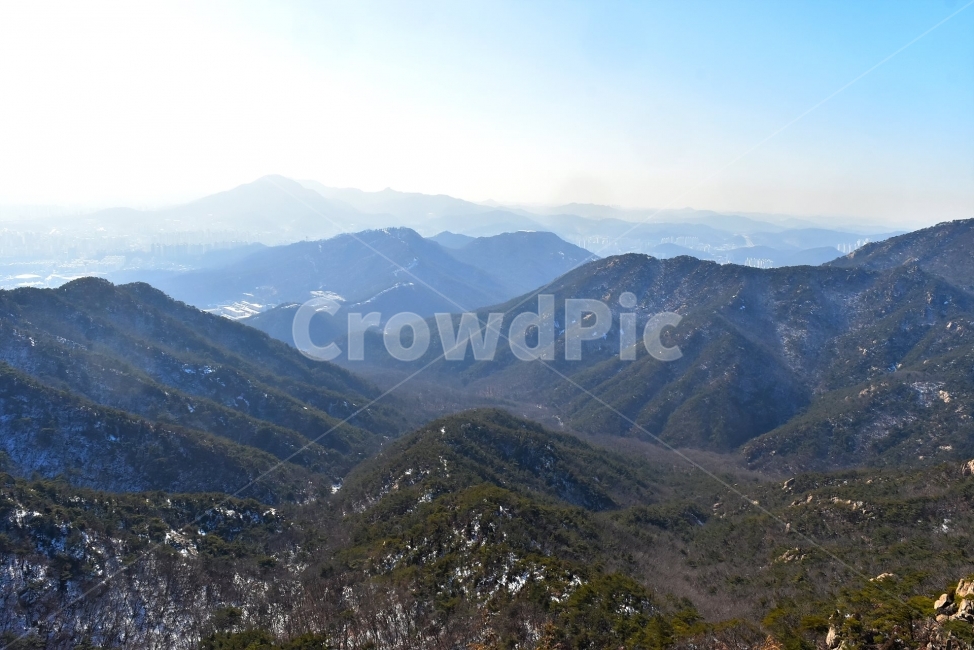 관악산,풍경,겨울,자연,눈,스포츠,등산,산행,nature,snow,겨울풍경,느낌,아름다운,신비로운,경이로운,기암,바위,암봉,암릉,다큐,필,힐링,명산,landscape,winter,season,트레킹,100대명산,인기명산,조망,전망,정부청사,6봉,수목원능선,바윗길,암릉길,명품송,소나무,한국자연풍경,한국자연경관,korea,관양능선,팔봉능선,국기봉,겨울,계절,winter,season,자연,풍경,nature,landscape,한국자연풍경,한국자연경관,korea nature landscape,mountain range,산맥,mountain,산,outdoors,옥외,slope,경사