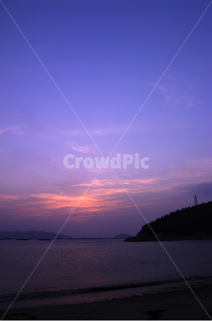 노을,sunset,일몰,바다,하늘,섬,구름,풍경,자연,풍경,nature,landscape,outdoors,옥외,red sky,붉은 하늘,sky,dusk,황혼,dawn,새벽
