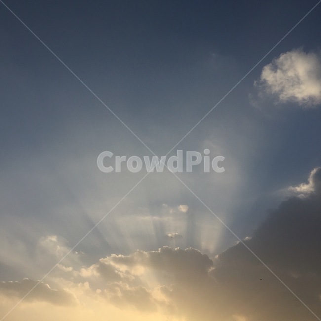 구름,햇빛,구름사이햇빛,하늘,sunlight,옥외,weather,날씨,nature,자연,자연,풍경,nature,landscape,light,빛,flare,플레어,outdoors