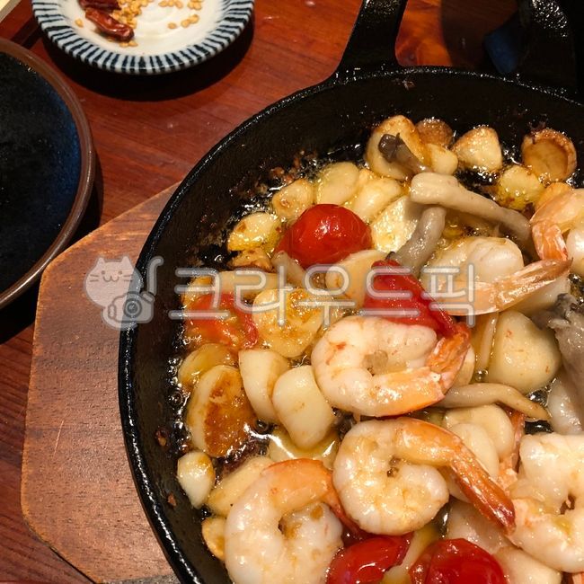 감바스,감바스알아히요,새우요리,새우,안주,이자카야,술안주,새우구이,food,음식