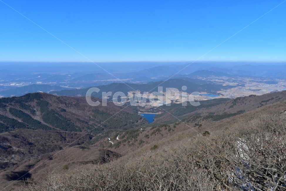 지리산,서북능선,노고단,풍경,비경,명산,국립공원,성삼재,묘봉치,만복대,고리봉,반야봉,천왕봉,정령치,세걸산,세동치,부운치,팔랑치,산행,등산,트레킹,National,Park,철쭉,파란,하늘,바래봉,사진,산그리메,산너울,명선봉,토끼봉,힐링,감성,전망,조망,아름다운,수려한,nature,landscape,겨울,계절,winter,season,자연,풍경,nature,landscape,한국자연풍경,한국자연경관,korea nature landscape,outdoors,옥외,slope,경사,mountain,산