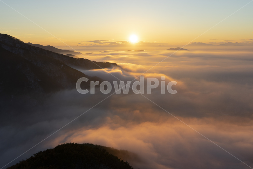 운해,구름바다,고요함,산정상,노을,일몰,sunset,cloudsea