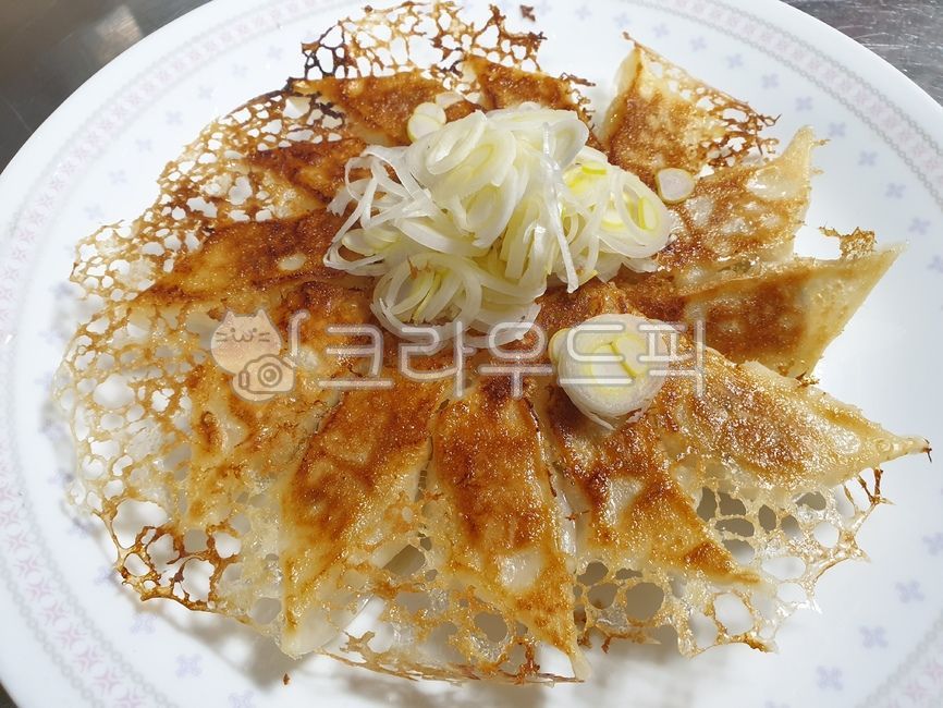 만두,교자,군만두,야끼교자,food