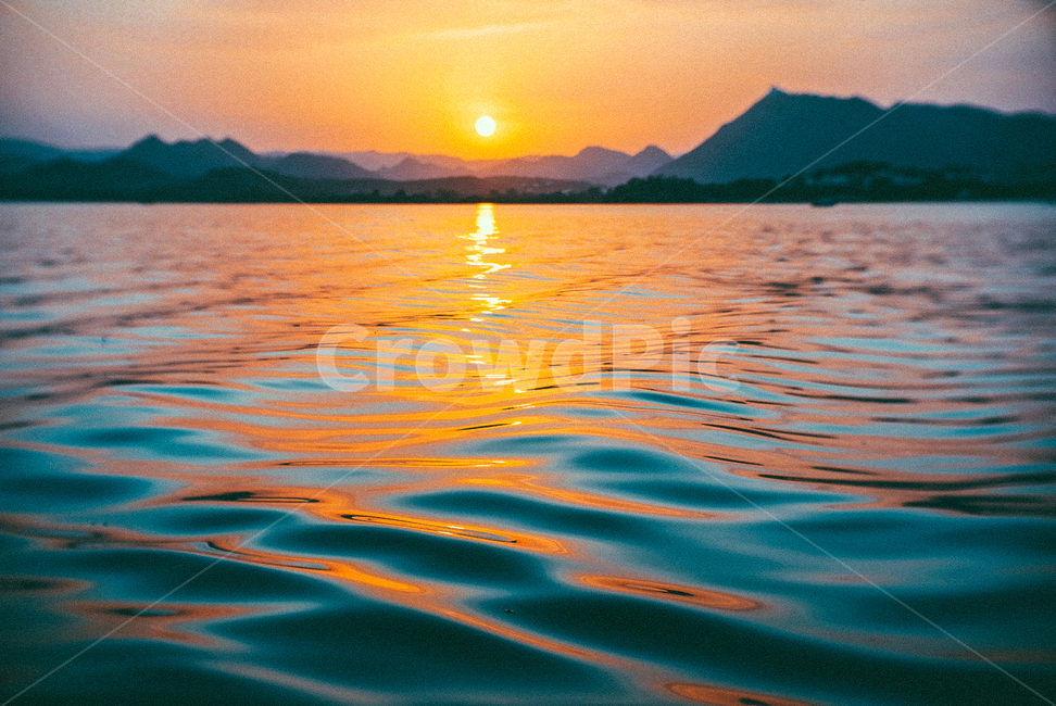 인도,인디아,자연,풍경,강,노을,석양,자연,풍경,nature,landscape,감성,sensible,feeling,색깔,색상,색채,색감,color sense,color sensitivity,feeling of color,outdoors,옥외