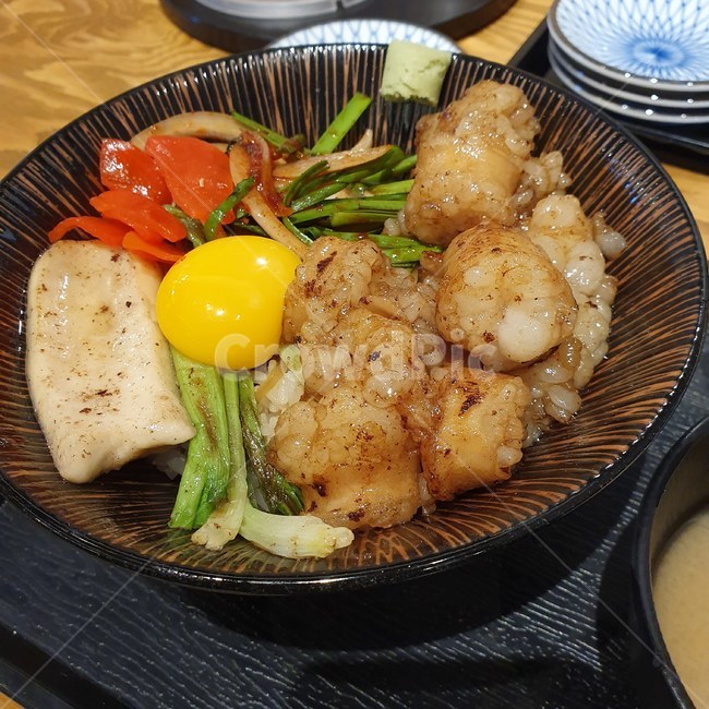 대창,대창덮밥,버섯,퓨전음식,맛집,음식,식재료,요리,food,cook,meal,dishes,food reserves