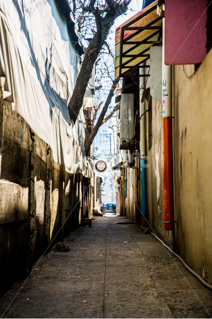 골목,골목길,문래창작촌,따듯함,옛길,작은골목,골목길,alley,빈티지사진,빈티지느낌,빈티지감성,vintage,path,통로,walkway,보도,town,도시,road,도로,city,시티,street,거리,building,건물,urban,어반