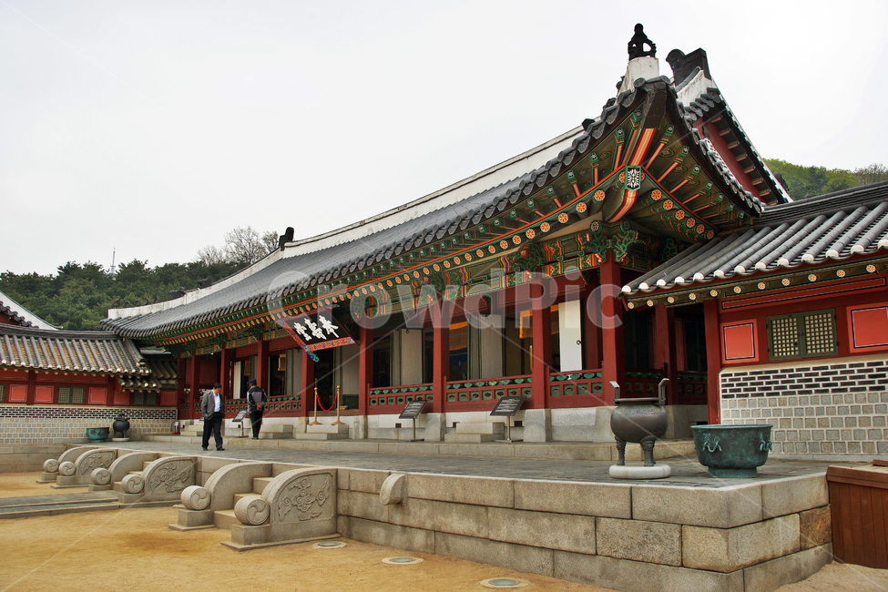 봉수당,화성행궁,행궁,수원,정조,정전,동헌건물,화성유수부,한국전통,한국문화,korean traditional,korean culture,랜드마크,landmark,tourist attraction,한국랜드마크,한국관광지,한국명소,korea landmark,korea tourist attraction,건축물,건물외관,exterior,building,structure,architecture,construction