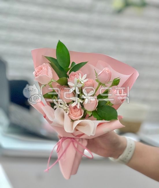 Columbarium flower bouquet,mini bouquet,burial chamber flower bouquet,columbarium flower,burial chamber flower,columbarium,burial chamber,mini rose,pink rose,pink rose,flower bouquet