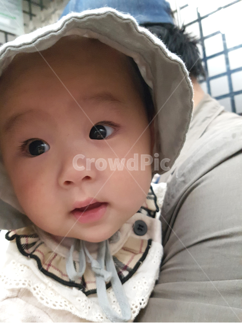 아이,소풍,나들이,봄,아기,딸,가족,봄나들이,apparel,의복,bonnet,보닛,hat,모자,clothing,의류