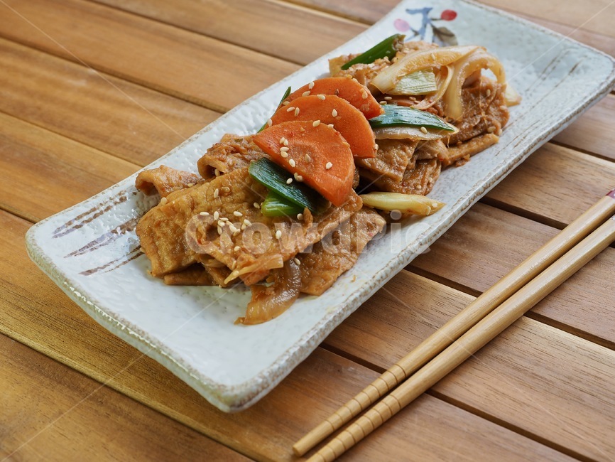 어묵,오뎅,어묵볶음,음식,아시아음식,한국음식,반찬,배경,fishcake,friedfishcake,food,asianfood,koreanfood,sidedish,background,당근,채소,carrot,vegetable,음식,식재료,요리,food,cook,meal,dishes,food reserves