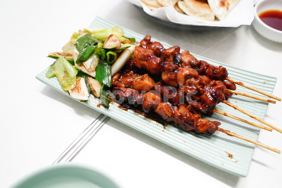 술안주,안주거리,닭고기,꼬치,닭꼬치,먹방,야채,파,먹거리,음식,푸드,육류,접시,food,음식,식재료,요리,food,cook,meal,dishes,food reserves,디저트,간식,후식,dessert,snack