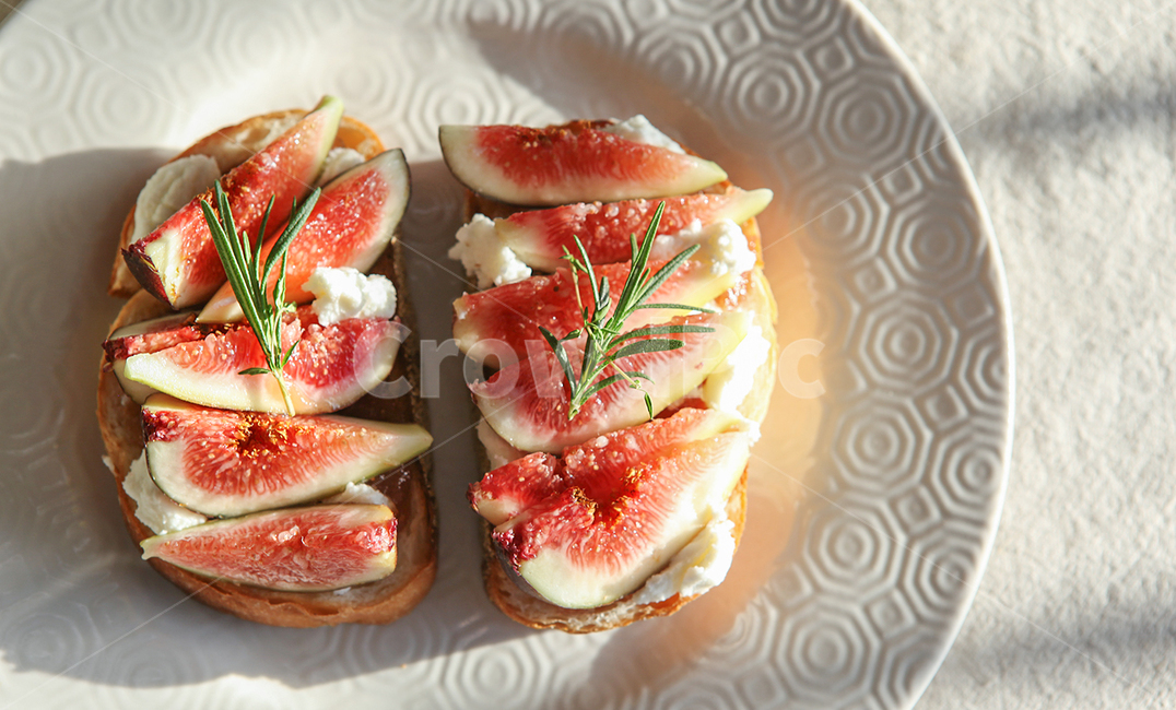 bread,dessert,FIG,Rosemary,baguette