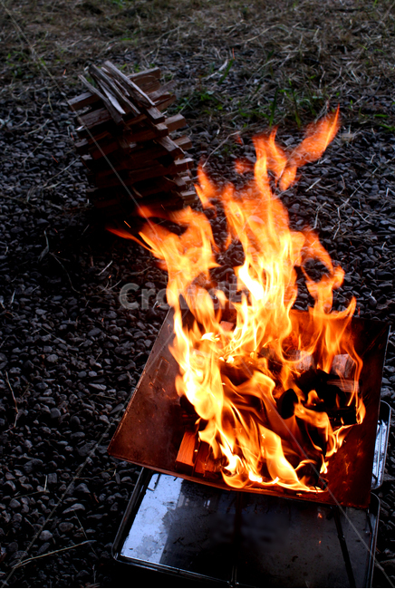 campfire,모닥불,캠프파이어,불,불꽃,장작,bonfire,fire