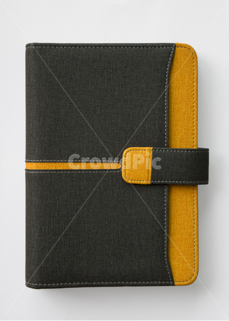 다이어리,주황색,diary,schedules,펼쳐진,메모지,사물,물건,document,memo,note,notebook,object,orange,paper,sheet,topview,흰배경,비어있는,노트,탑뷰,탑앵글,closed,닫힘,학용품,문구류,사무용품,school supplies,stationery,office supplies