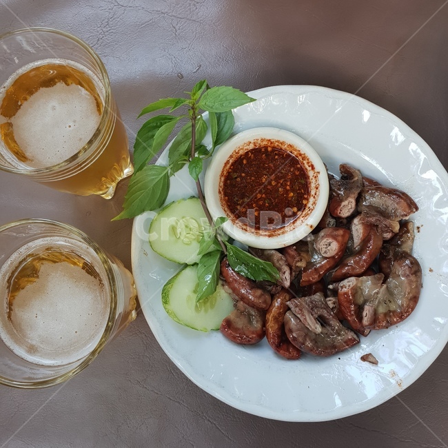 food,식품,dish,요리,meal,식사,곱창,intestine,barbecue,bbq,바베큐,beer,맥주