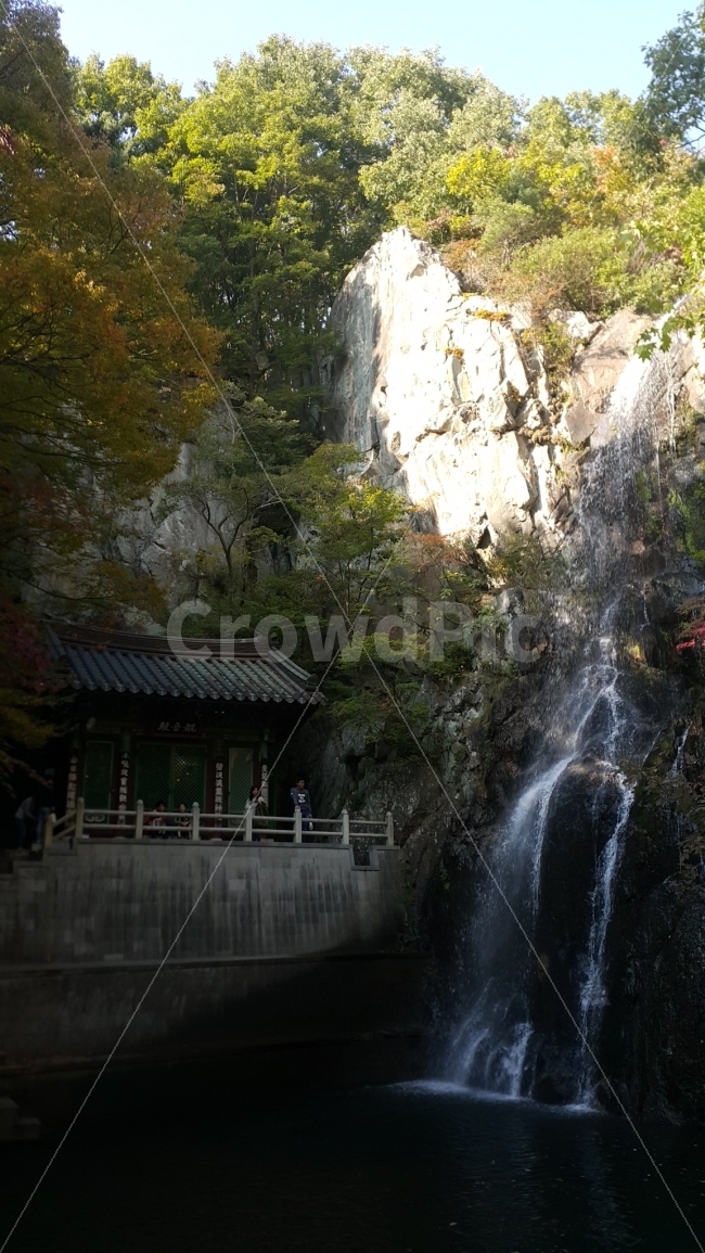폭포,가을,풍경,낙수,정자,힐링,자연,랜드마크,landmark,travel,경남,양산,홍룡폭포,홍룡사,자연,풍경,nature,landscape,한국전통,한국문화,korean traditional,korean culture,outdoors,옥외,river,강,water,물,waterfall