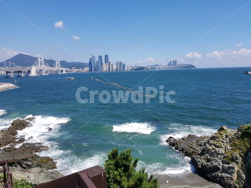 광안리,이기대,광안대교,바다,하늘,푸른,맑음,전망대,도시,풍경,city,landscape,한국도시풍경,한국도시경관,korea cityscape,promontory,곶,nature,자연,outdoors,옥외,sea,ocean,대양,water,물