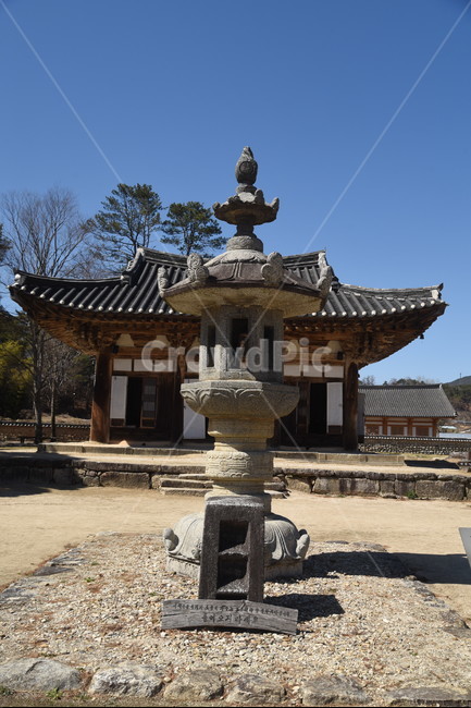 실상사,배례석,석등,문화재,보물,기념물,사찰,절,건축물,화사석,temple,architecture,bulding,귀꽃