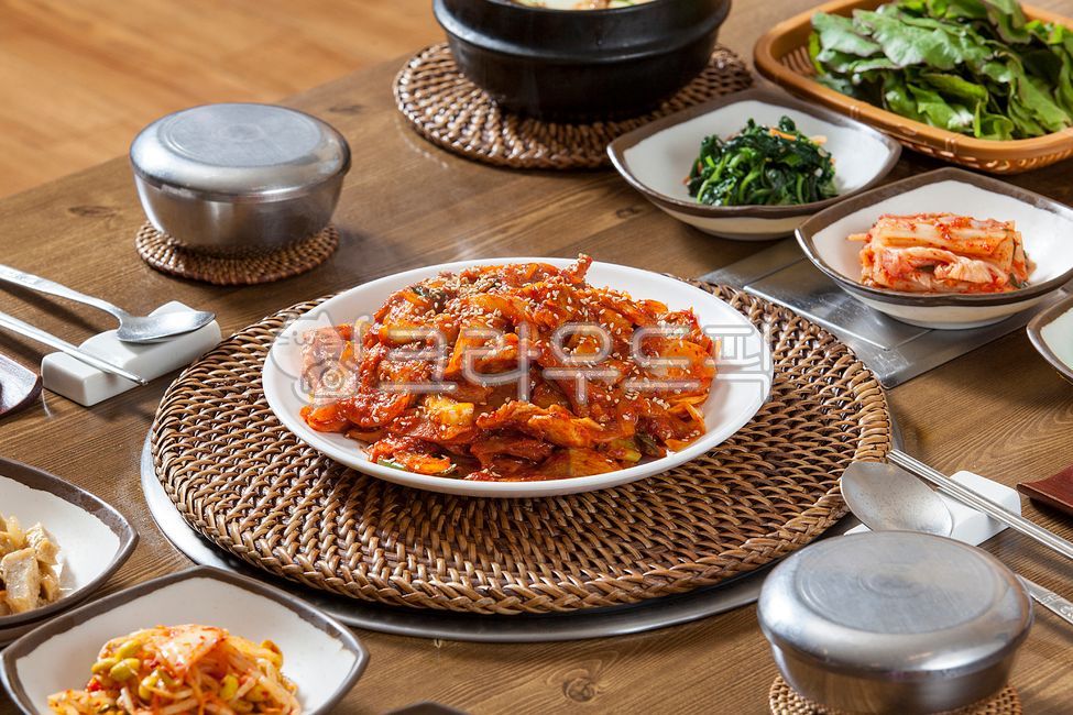 제육볶음,삼겹살,돼지고기,고기,오겹살,목살,음식,food,식사,요리,dish,음식,식재료,요리,food,cook,meal,dishes,food reserves
