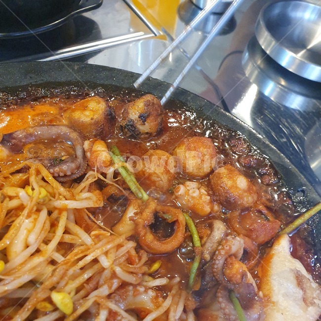 food,음식,식사,meal,요리,dish,매운,양념,대창,쭈꾸미