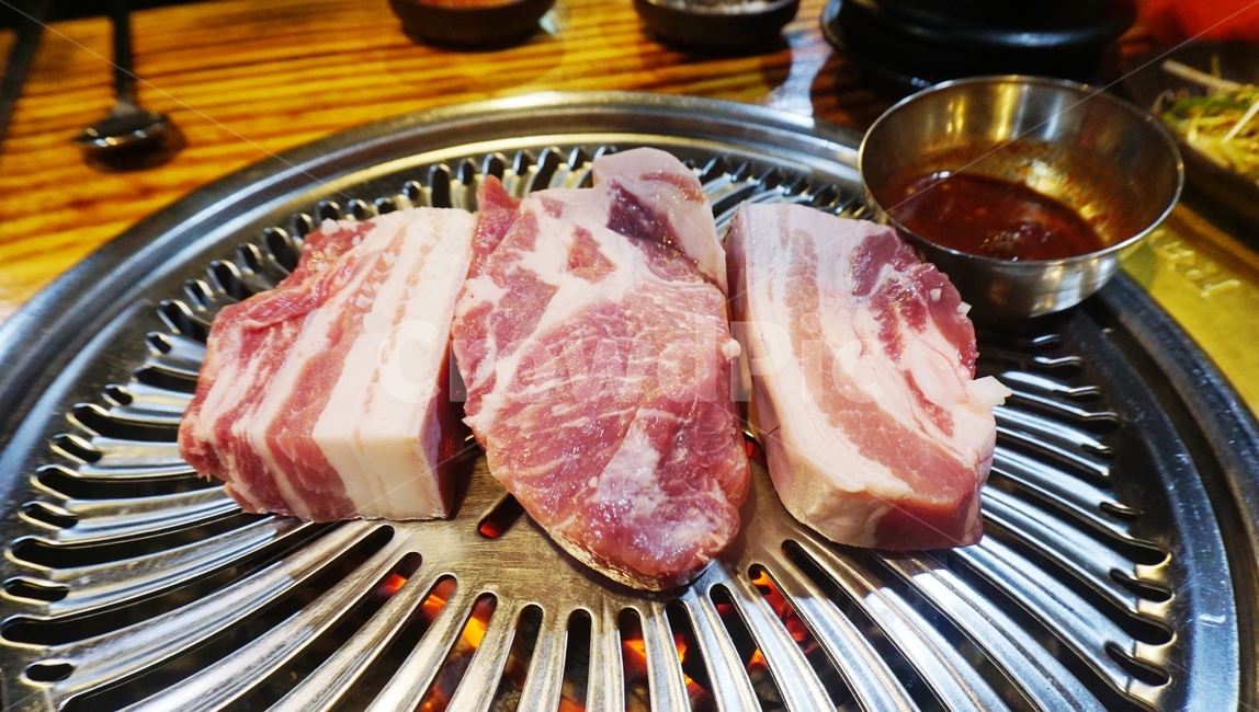 고기,흑돼지,오겹살,제주도,삼겹살,목살,돼지,맛집,불판,음식,식재료,요리,food,cook,meal,dishes,food reserves,육류,고기,meat