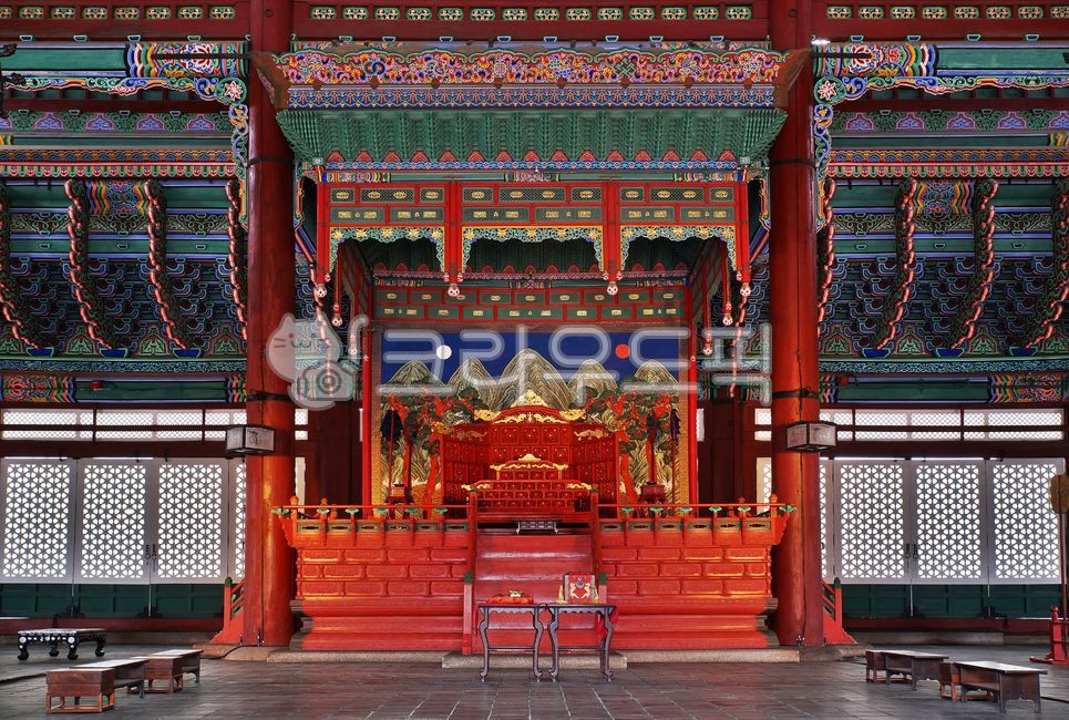 Joseon Dynasty,Gyeongbokgung,Geunjeongjeon,Ilwol Oak Island,jerk,gyeongbokgungpalace,Palace,Throne