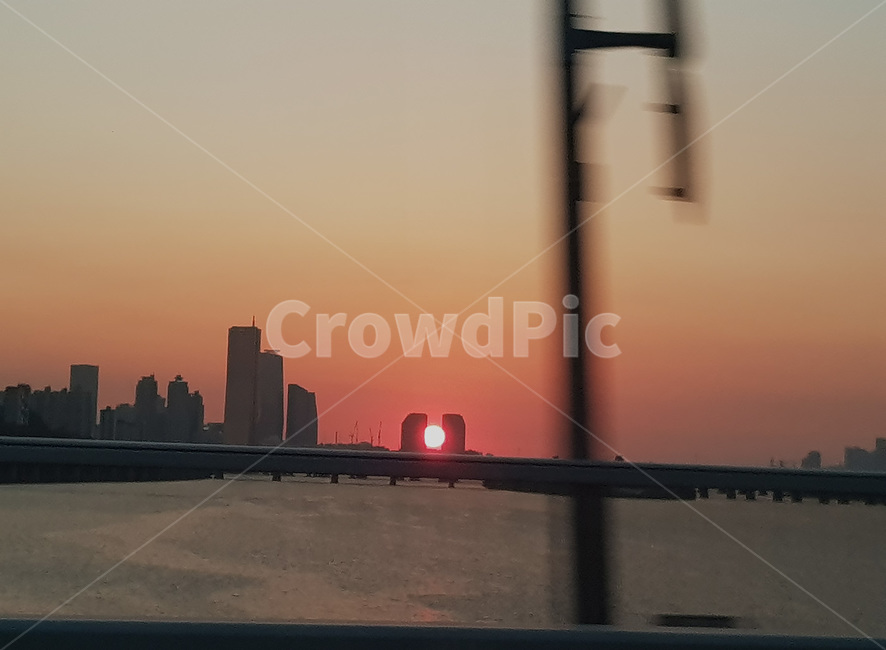 하늘,노을,한강,도시노을,한강다리,쌍둥이빌딩,sunset,city,seoul,서울,night,orange,건물,다리,bridge,태양,해,sun,가운데,middle,도시,풍경,city,landscape,한국도시풍경,한국도시경관,korea cityscape,nature,자연,outdoors,옥외,dawn,새벽,red sky,붉은 하늘,dusk,황혼,일몰,sky