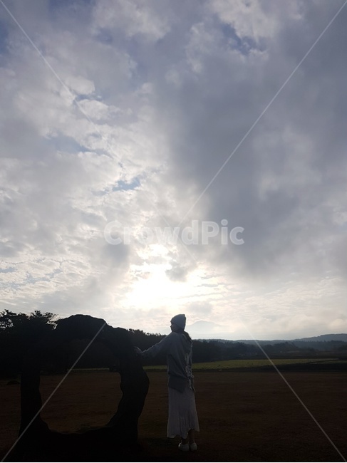 해질녘,감성,하늘,구름,빛,자연,인물,패션,ootd