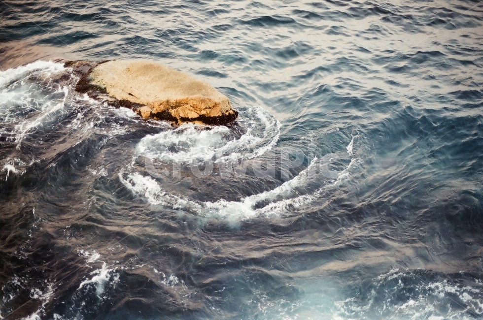 바다,속초,동해바다,필름사진,filmphotography,sea,여름,자연,풍경,nature,landscape,감성,sensible,feeling,ocean,대양,water,물,outdoors,옥외