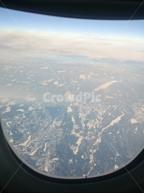 window,창문,landscape,풍경,산,눈,구름,하늘,mountain,sky,cloud,scenery
