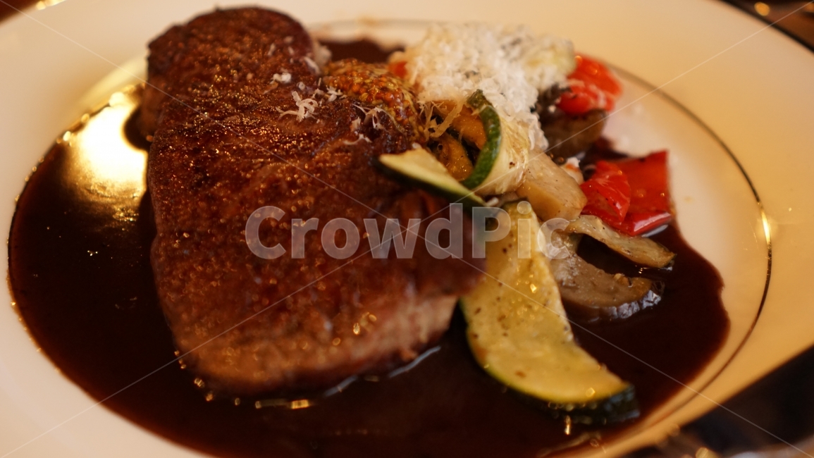 식당,음식,레스토랑,스테이크,food,cook,restaurant,steak,저녁,dining,dinner,음식,식재료,요리,food,cook,meal,dishes,food reserves,육류,고기,meat,양식,서양음식,서양요리,western food,western dishes,western meal,western cook