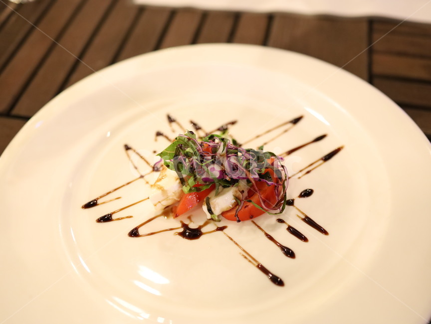 meal,식사,food,음식,dish,요리,에피타이저,후식,채소,치즈,토마토,음식,식재료,요리,food,cook,meal,dishes,food reserves,양식,서양음식,서양요리,western food,western dishes,western meal,western cook