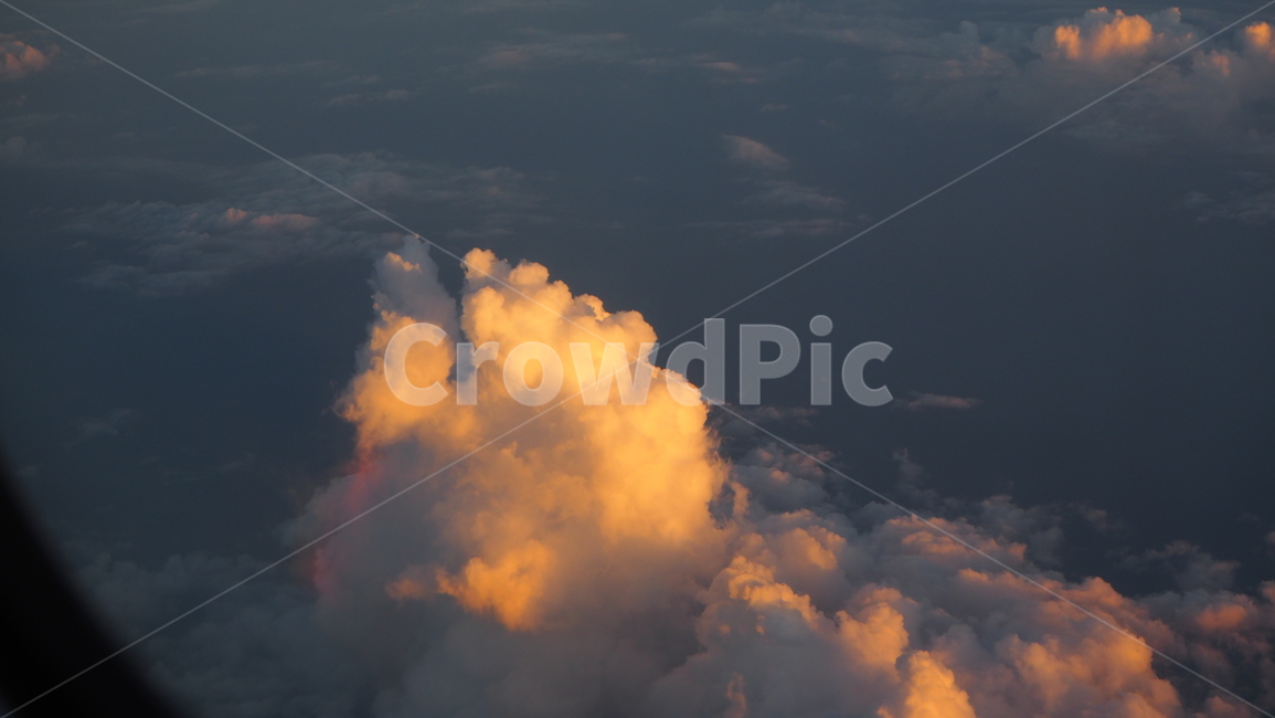 밝음,낮,감성,mood,무드,따스함,색감,emotion,daily,sensible,feeling,healing,nature,자연,weather,날씨,cloud,sky,하늘,outdoors,옥외,cumulus,적운,비행기,비행,구름,비행샷