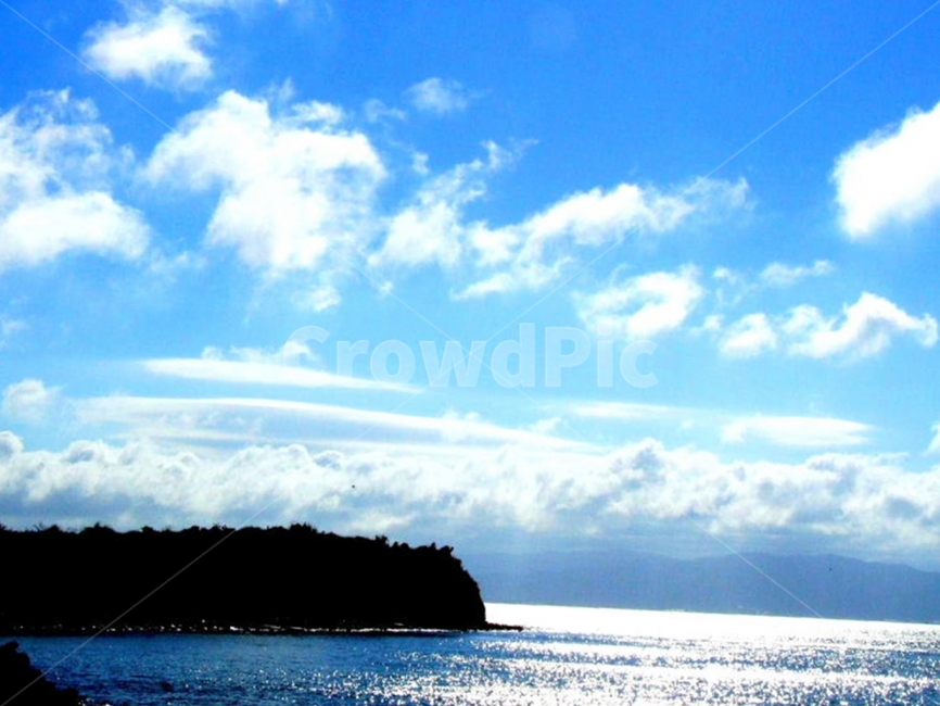 바다,구름,하늘,산,나무,mountain,tree,trees,sea,ocean,sky,cloud,배경사진,배경화면,배경,background,풍경,풍경사진,scene,view,감성사진,평화로운,분위기,차분한,차분함,평화로움,ambience,atmosphere,calm,peaceful,tranquil,still,자연,풍경,nature,landscape,land,땅,outdoors,옥외,water,물,대양,shoreline,해안선,coast,연안,island,섬