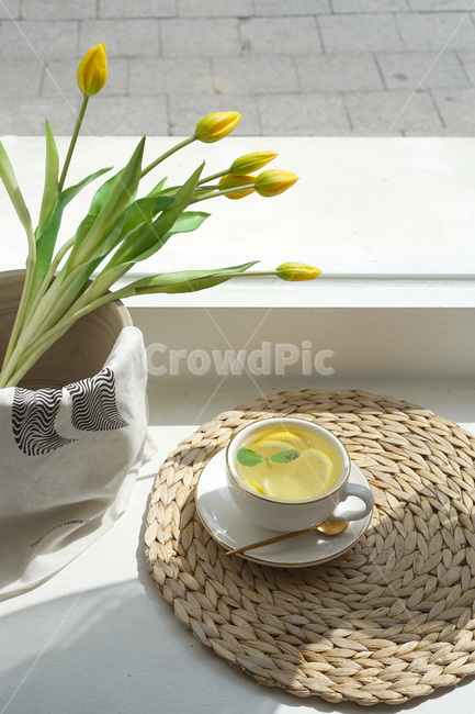 음료,레몬차,tea,카페,노란색,노랑색,튤립,음료수,drink,beverage,감성,sensible,feeling