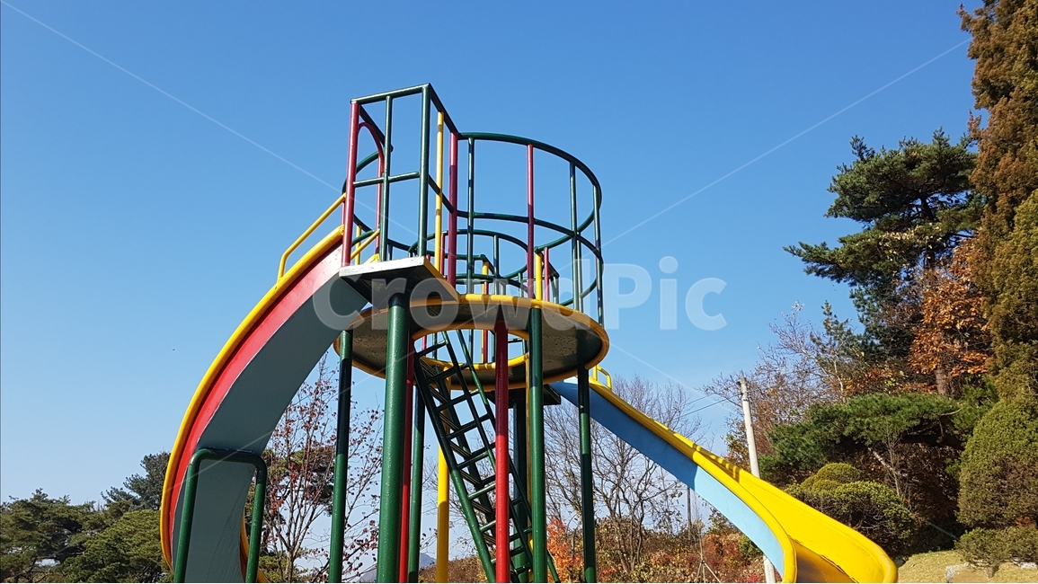 미끄럼틀,놀이터,어린이날,5월,어린이,봄,spring,playground,may,하늘,sky,kid,kids,아이,children,child,봄,계절,spring,season,놀이공원,놀이동산,놀이터,amusement park,playground,운동장,play area,놀이 공간