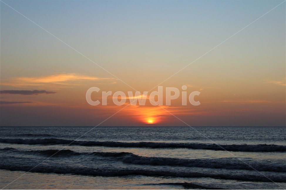 nature,자연,outdoors,옥외,sunlight,햇빛,dawn,새벽,sky,하늘,dusk,황혼,redsky,붉은하늘,sunset,일몰,sea,바다,ocean,대양,water,물
