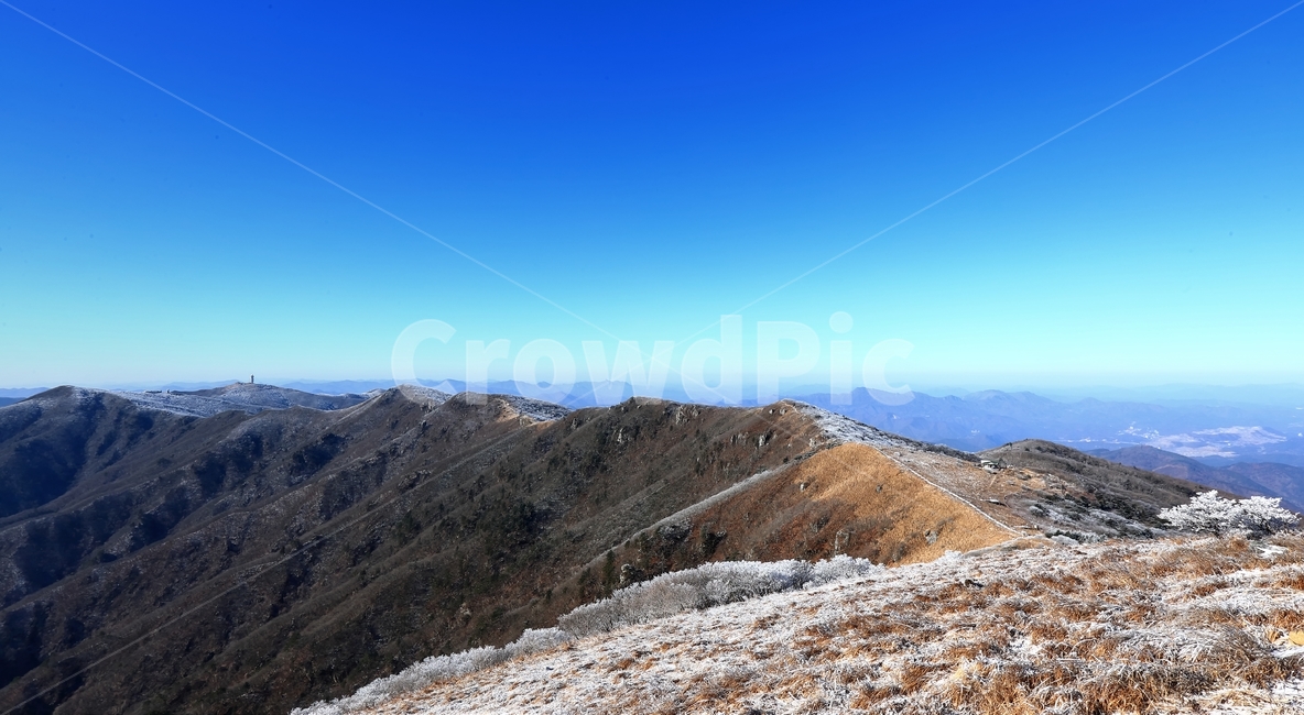 소백산,연화봉,천문대,능선,길,산,하늘,겨울,계절,winter,season,자연,풍경,nature,landscape,outdoors,옥외,slope,경사