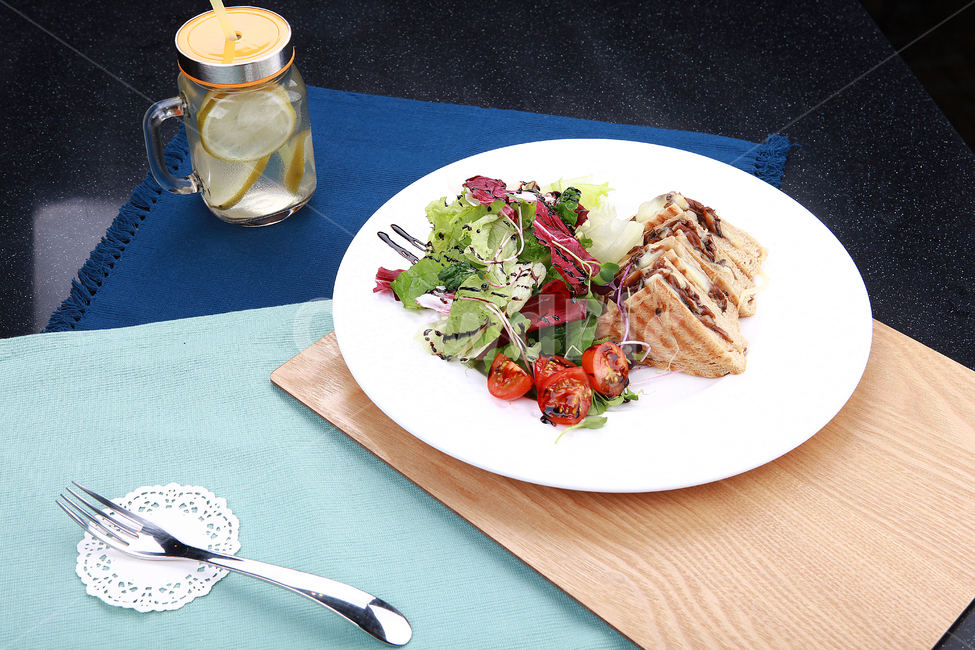 샌드위치,브런치,디저트,브레드,토스트,후식,빵,식사,아침식사,점심식사,저녁식사,요리,조리법,야채,샐러드,양상추,접시,그릇,맛,조리,요리사,퓨전요리,조리사,식료품,음식,푸드,신선,건강,다이어트,식품,디너,식재료,bread,food,dessert,cook,음식,식재료,요리,food,cook,meal,dishes,food reserves,연출,컨셉,콘셉,direction,concept