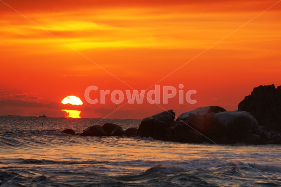 일출,풍경,강릉,사천해변,오메가,자연,풍경,nature,landscape,한국자연풍경,한국자연경관,korea nature landscape,outdoors,옥외,sunset,일몰,dawn,새벽,sky,하늘,red sky,붉은 하늘,dusk,황혼,sunlight,햇빛
