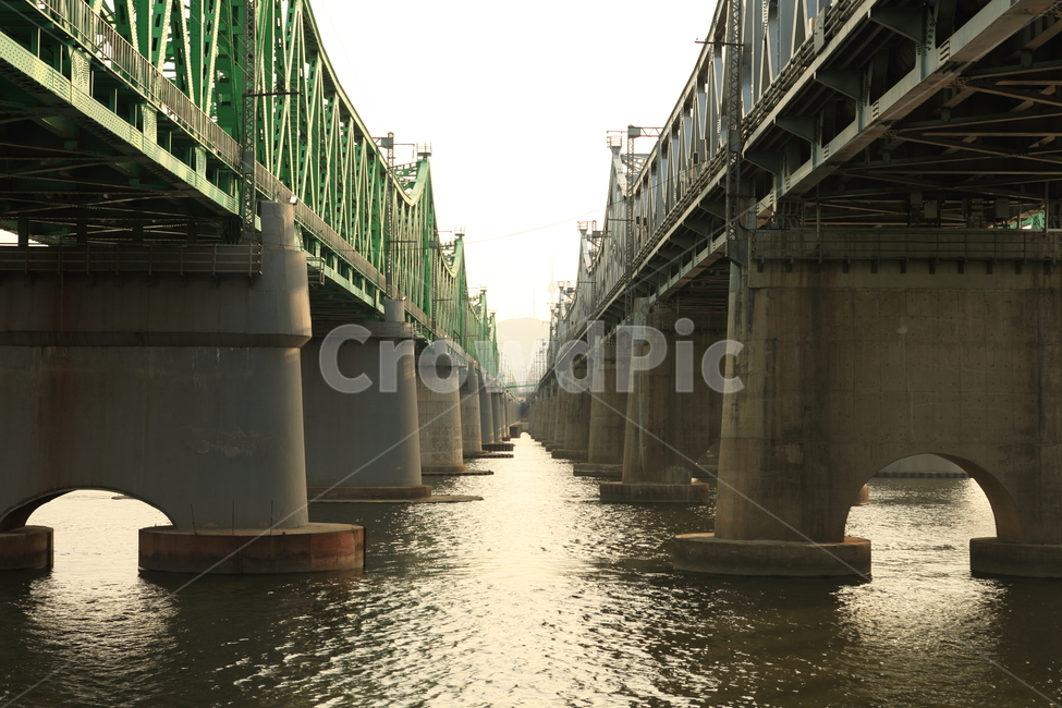 철로,다리,한강철교,한강,철교,건축물,건물외관,exterior,building,structure,architecture,construction