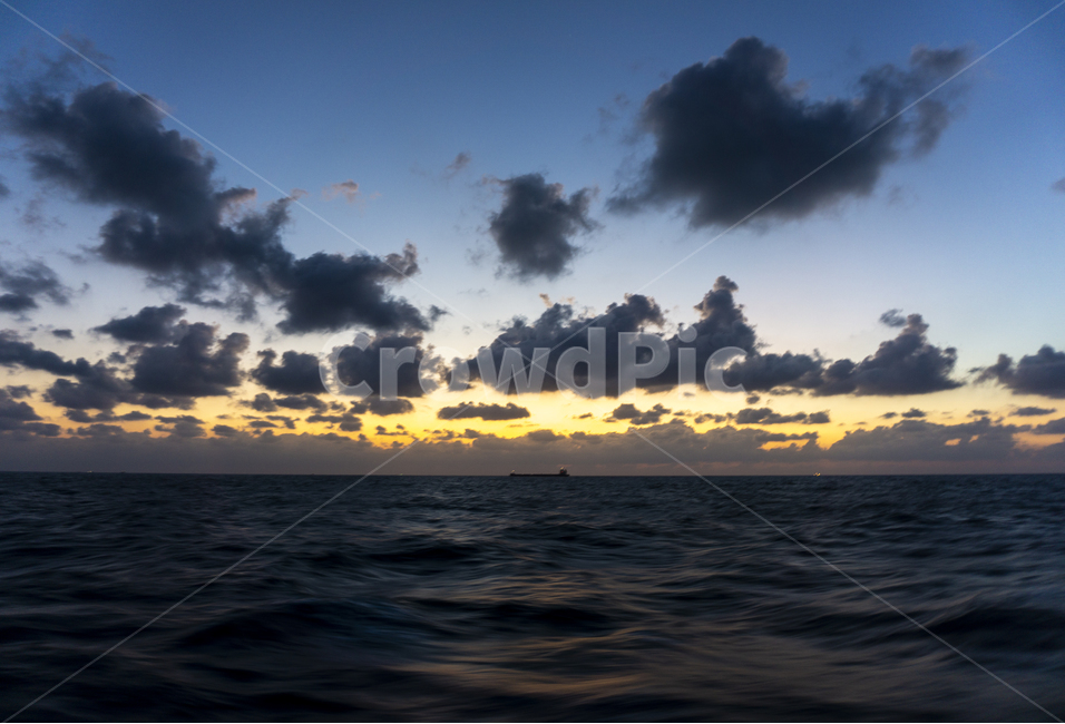 바다,자연,날씨,weather,옥외,구름,outdoor,ship,sky,하늘,blue
